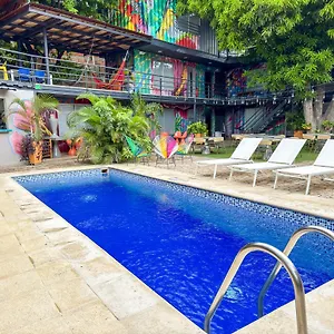 https://casa-avelina-hostal.santamartahotels.net